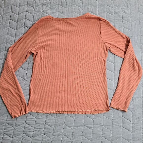 Hippy Rose   - Picture 2 of 6